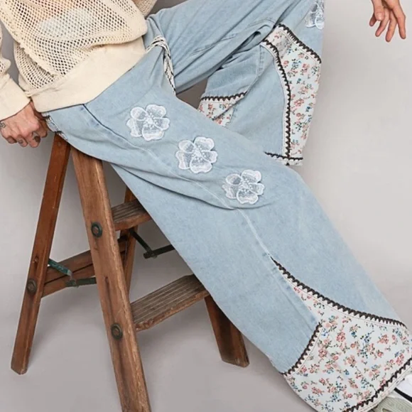 POL Floral Patchwork Embroidered Drawstring Jeans - Picture 5 of 8